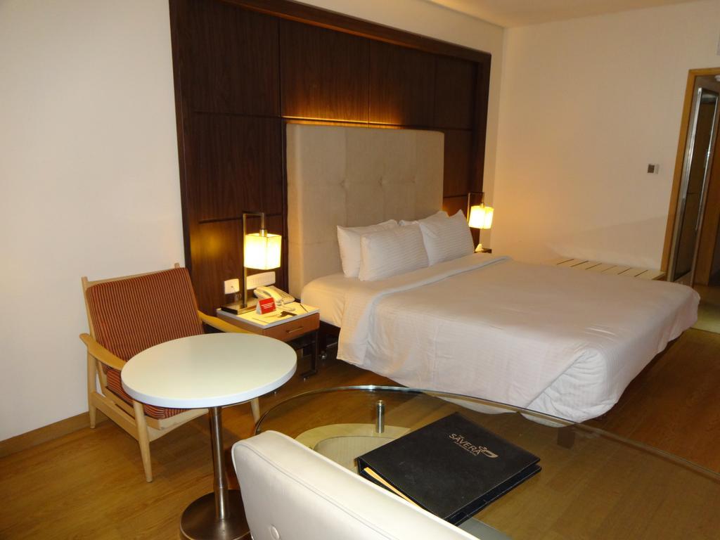 사베라 호텔 첸나이 객실 사진